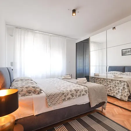 Oscar & Leo Apartmán