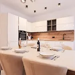 Apartman Oscar & Leo Zadar