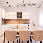 Oscar & Leo Apartman