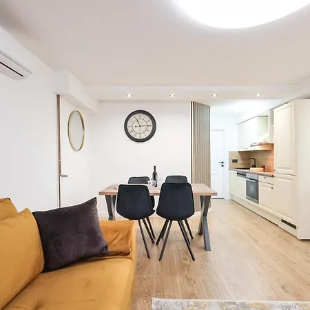 Oscar & Leo Apartament