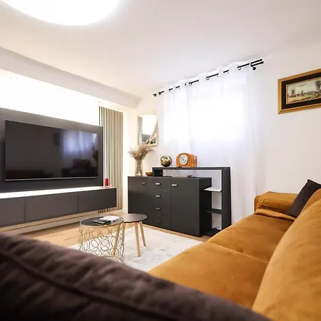 Apartament Oscar & Leo *
