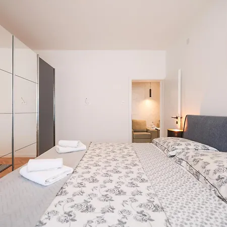 Apartment Oscar & Leo Zadar